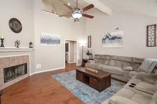 15911 Surrey Woods Dr, Friendswood, TX 77546 - Photo 10