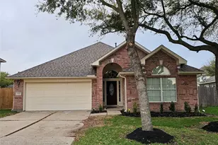 8215 Montego Bay Dr, Baytown, TX 77523 - Photo 1