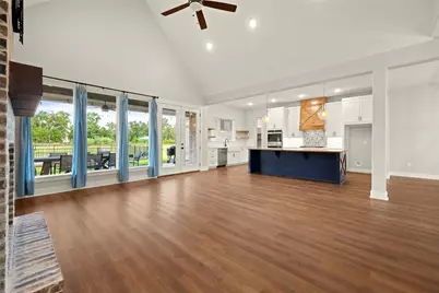 32019 Bayou Bend, Richwood, TX 77515 - Photo 10