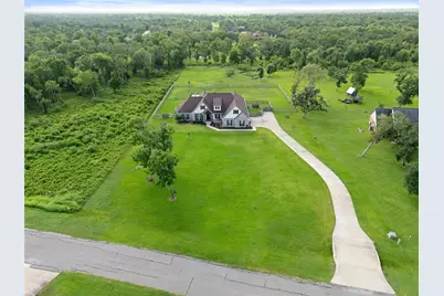 32019 Bayou Bend, Richwood, TX 77515 - Photo 44
