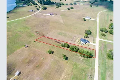 308 Colt Trail, Angleton, TX 77515 - Photo 6