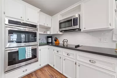 18506 E De Vaca, Galveston, TX 77554 - Photo 18