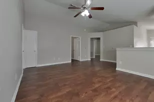 3155 Boynton Dr, Houston, TX 77045 - Photo 4