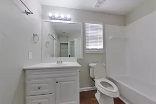 3155 Boynton Dr, Houston, TX 77045 - Photo 10