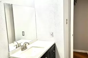 3745 Thistlemont Dr, Houston, TX 77042 - Photo 6