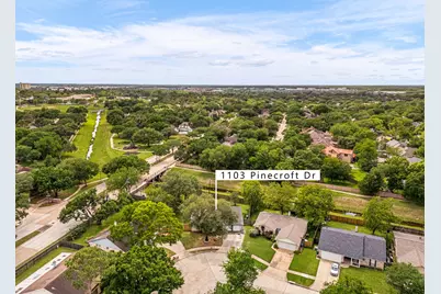 1103 Pinecroft Drive, Sugar Land, TX 77498 - Photo 28