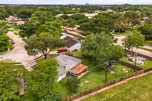 1103 Pinecroft Dr, Sugar Land, TX 77498 - Photo 26