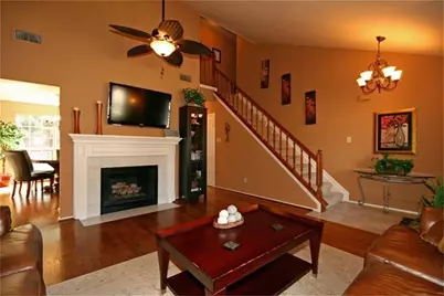 7 Thrush Grove Place, The Woodlands, TX 77381 - Photo 4