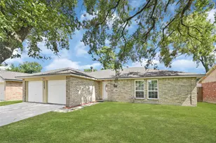 13327 N Thorntree Dr, Houston, TX 77015 - Photo 1