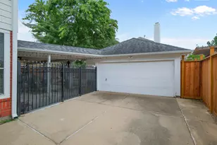 12427 Shadycrest Dr, Houston, TX 77082 - Photo 34