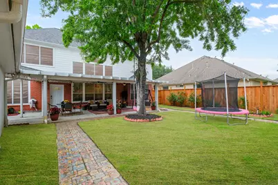 12427 Shadycrest Drive, Houston, TX 77082 - Photo 32