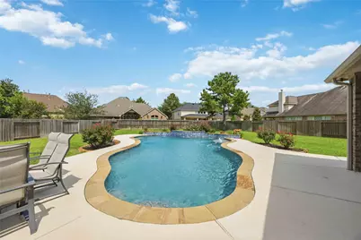 15711 Sandy Falls Court, Houston, TX 77044 - Photo 40