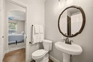 15711 Sandy Falls Ct, Houston, TX 77044 - Photo 24