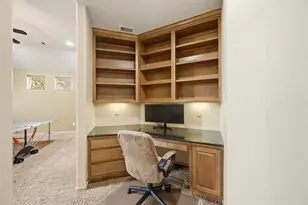 15711 Sandy Falls Ct, Houston, TX 77044 - Photo 38
