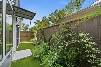 1709 Bologna Lane, Houston, TX 77055 - Photo 20