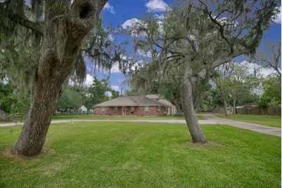 3836 Brazos River Rd,Cr 400, Jones Creek, TX 77541 - Photo 2