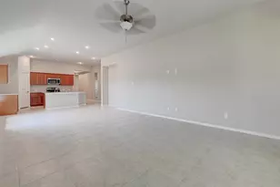 32037 Towering Birch Trl, Conroe, TX 77385 - Photo 8