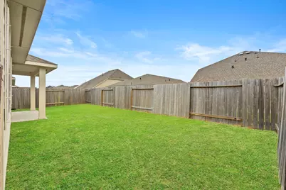 8427 Baywatch Cir, Baytown, TX 77523 - Photo 30