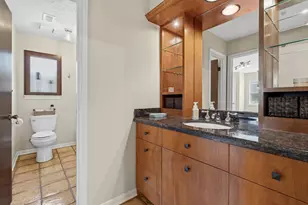 10331 Lynbrook Hollow St, Houston, TX 77042 - Photo 20