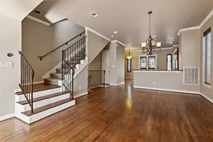 5409 Petty St, Houston, TX 77007 - Photo 8