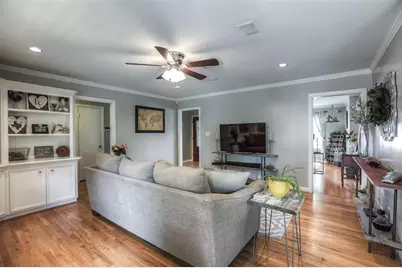 6222 Lindyann Lane, Houston, TX 77008 - Photo 6