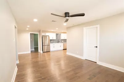 10202 Cathedral Drive, Houston, TX 77051 - Photo 4