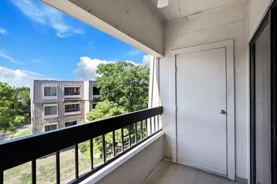 2209 S Braeswood Boulevard #33E, Houston, TX 77030 - Photo 4