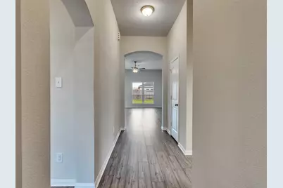 8216 Tourmaline Way, Texas City, TX 77591 - Photo 4