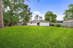 8311 Quail Burg Ln, Missouri City, TX 77489 - Photo 2