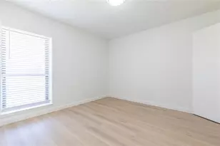 8311 Quail Burg Ln, Missouri City, TX 77489 - Photo 6