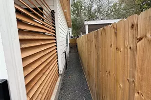 1815 McKee St, Houston, TX 77009 - Photo 2