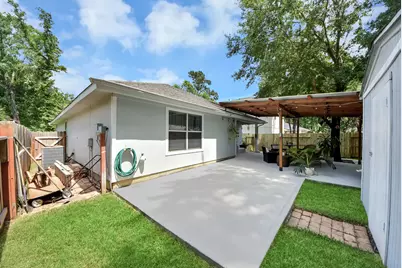 15 Bark Bend Place, The Woodlands, TX 77385 - Photo 32