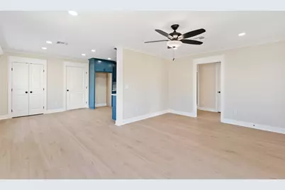 504 Franke Street, El Campo, TX 77437 - Photo 4