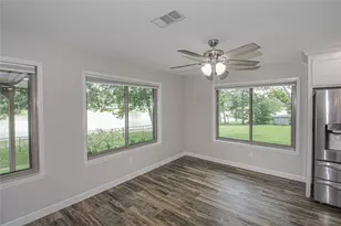 262 W Lake Dr, Livingston, TX 77351 - Photo 14