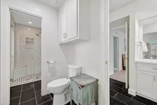 10022 Bayou Glen Rd, Houston, TX 77042 - Photo 34