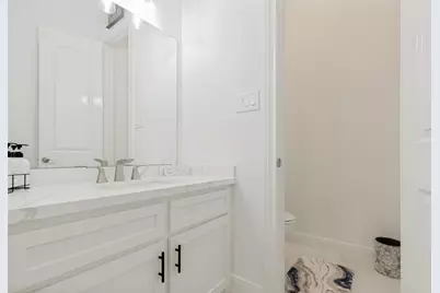 8002 N Circle Drive, Houston, TX 77071 - Photo 18