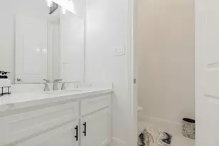 8002 N Circle Dr, Houston, TX 77071 - Photo 18