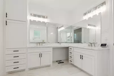 8002 N Circle Drive, Houston, TX 77071 - Photo 22