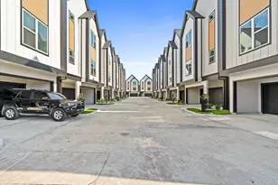 5209 Green Pine Tree Dr, Houston, TX 77018 - Photo 40