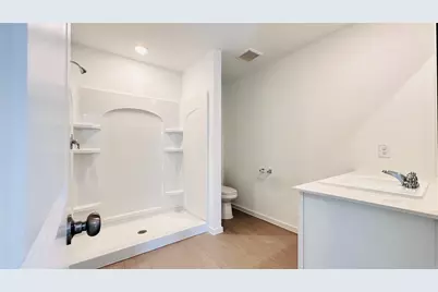 113 Lisa Marie Drive, Angleton, TX 77515 - Photo 16