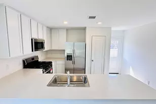 113 Lisa Marie Dr, Angleton, TX 77515 - Photo 12