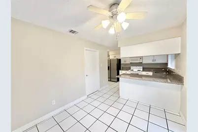 65 Hickory Oak Drive, The Woodlands, TX 77381 - Photo 10