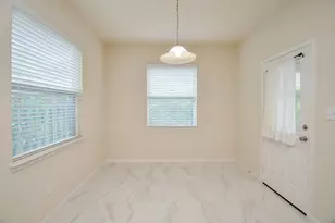 14255 Garland Brook Dr, Houston, TX 77083 - Photo 12