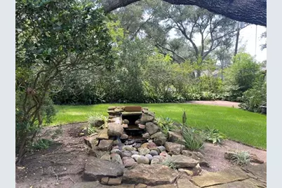 2503 Meadow Lane, El Campo, TX 77437 - Photo 8