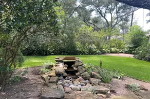 2503 Meadow Ln, El Campo, TX 77437 - Photo 8