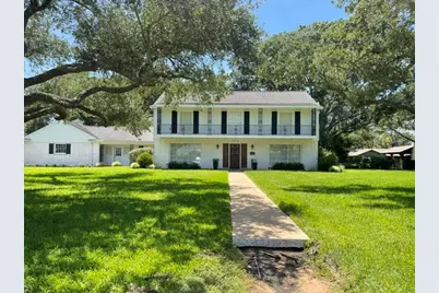 2503 Meadow Lane, El Campo, TX 77437 - Photo 1