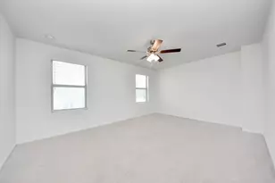 606 Travis St, Baytown, TX 77520 - Photo 18