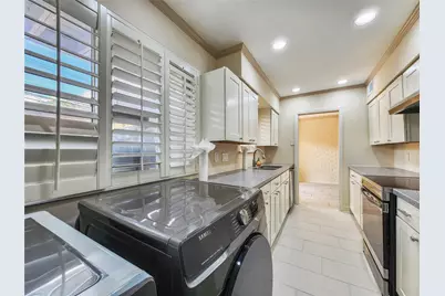 4040 San Felipe Street #104, Houston, TX 77027 - Photo 8