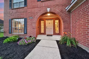 4814 E Columbary Dr, Rosenberg, TX 77471 - Photo 2