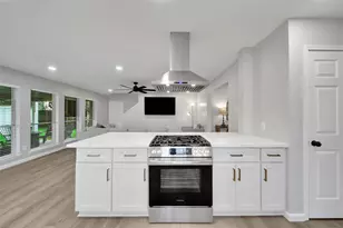 4814 E Columbary Dr, Rosenberg, TX 77471 - Photo 8